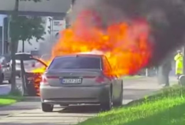 Италианец поднови войната си с BMW (ВИДЕО)