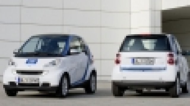 Нови Smart ForTwo за 19 евроцента на минута