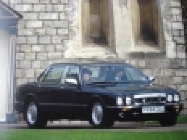 Продават автомобил на Елизабет Втора