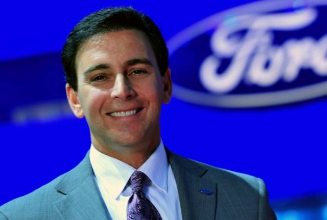Шефът на Ford подаде оставка (ОБНОВЕНА)