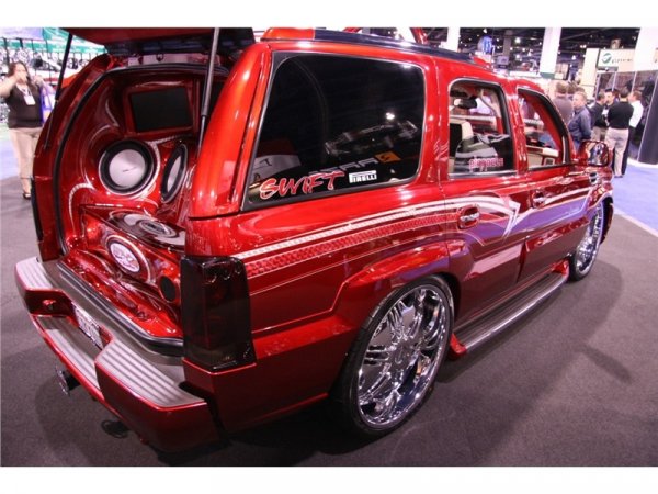 Доработен Cadillac Escalade - модел 2007