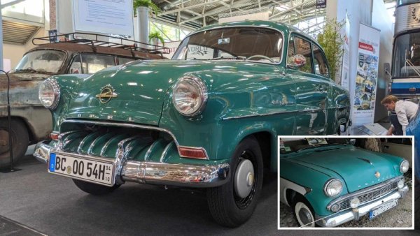 Следвоенното производство започва с 1.5-тонния камион Blitz. През 1950 заводът в Рюселсхайм е окончателно реконструиран. Успоредно с автомобилите, той произвежда и хладилници Frigidaire. Появява се обновената Olympia, предлагана за 6400 дойче марки. А през 1953 на пазара е вече изцяло нов модел: Opel Olympia Rekord. Ако откривате някои прилики между него (на голямата снимка) и появилия се три години по-късно Москвич 402/407 (на малката снимка), не сте единствени. 
