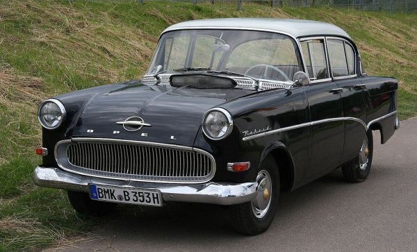 През 1957 се появява и наследникът на Olympia Rekord - Opel Rekord P1. Под модерния корпус с панорамно предно стъкло и дизайн, вдъхновен от американските автомобили, все още се крие старомодният 1.49-литров двигател, въведен още през 1937. Но въпреки това Rekord е изключително успешен модел, който отстъпва по продажби само на VW Beetle. В няколко последователни поколения, Rekord ще остане ключов модел за Opel чак до края на 80-те години. 
