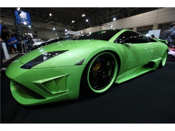 Lamborghini Murcielago LP640 / LB Performance LP640