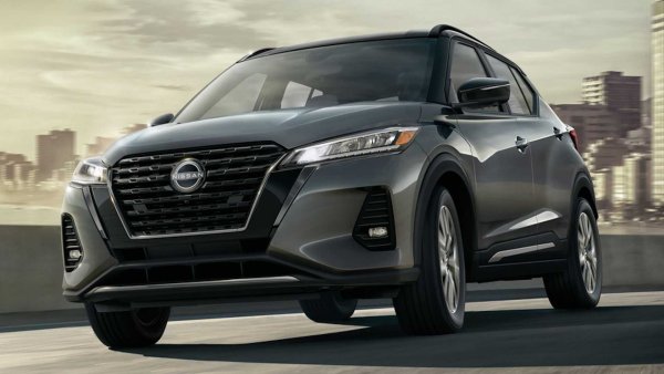 Този модел на Nissan се присъединява към Venue като единственият друг кросоувър в списъка. Той е само с няколко килограма по-тежък от Venue, което го поставя далеч под батерията. 