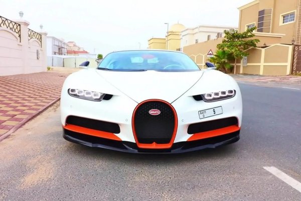 Къде: Дубай
В най-богатото от емирствата номер "9" се продаде на практика два пъти в рамките на три години - веднъж за 2.8 милиона долара през 2008, и после с "отстъпка" - за 2.7 млн. през 2010. Купувачът - местният строителен магнат Балвиндер Сахни, обясни, че за него това е начин да допринесе със средства за развитието на инфраструктурата на града. 