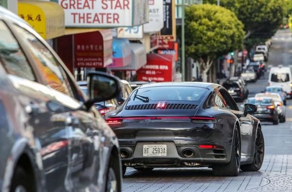 Porsche 911 (992)