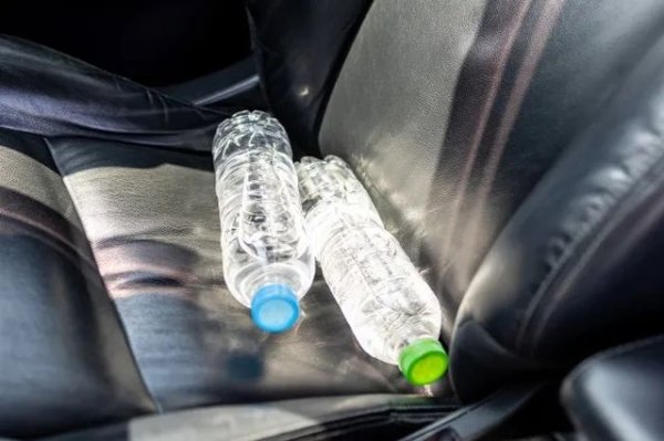 Забравена бутилка с вода може да предизвика същия ефект като очила