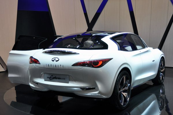 Infiniti Etherea Concept