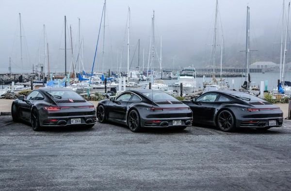 Porsche 911 (992)