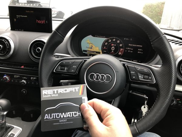 Повечето модерни автомобили се доставят с фабрично монтиран имобилайзер, но могат да се монтират и имобилайзери &bdquo;CAN-Bus&ldquo;, като това става след продажбата с цел подобряване на сигурността. Т. нар. &bdquo;призрачни&ldquo; имобилайзери са най-разпространени на много места в Европа и те работят, като предотвратяват запалването на колата, освен ако определени бутони на волана/таблото не бъдат натиснати в определена последователност, точно като парола на смартфон.

Дори крадците да проникнат в автомобила и дори да имат ключ, те няма да могат да запалят колата &ndash; освен ако не знаят последователността на бутоните. Тя може да бъде зададена от собственика на автомобила. Монтирането на подобно устройство излиза около 600 евро.
