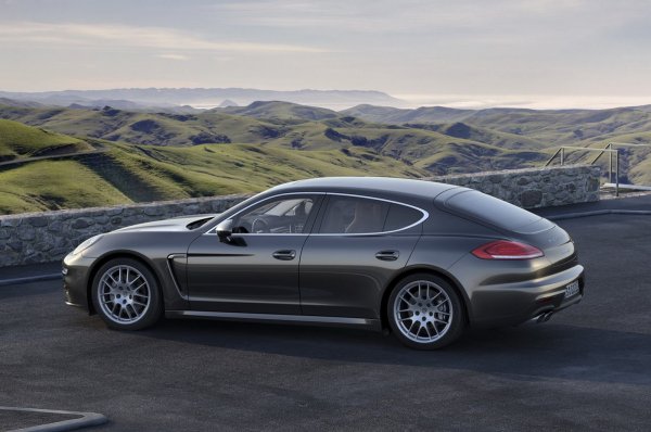 Porsche Panamera 2013
