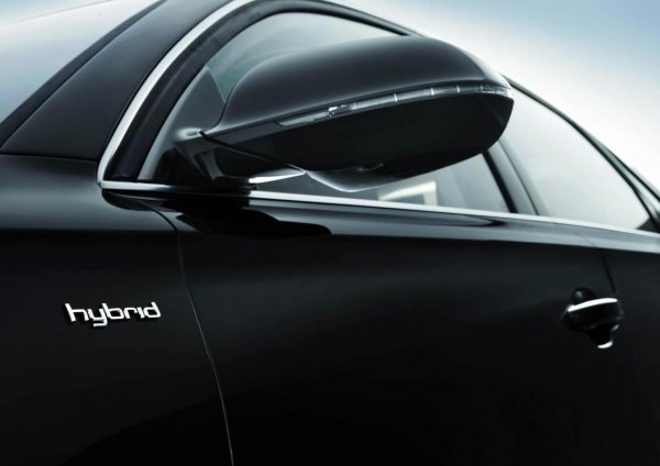 Audi A8 L Hybrid 