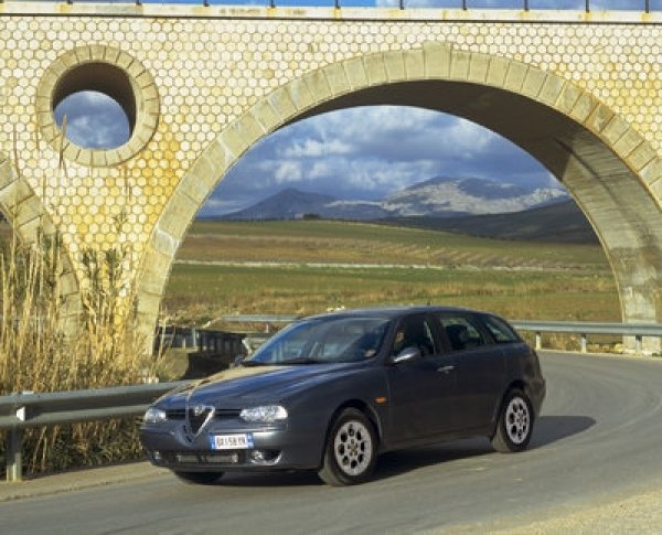 Alfa Romeo 156 SW от 2000 г.