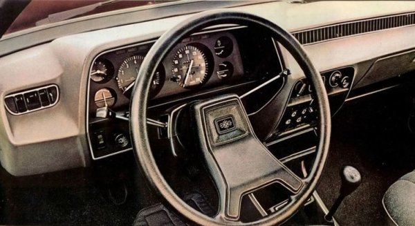 Уви, за марката не е писано да почива на лаврите си особено дълго време - през лятото на 1978 г. Simca е продадена на PSA Group за символичния един долар. Година по-късно правата върху логото на Chrysler изтичат и от 1980 г. обновената кола започва да се продава под друго име - Talbot.
