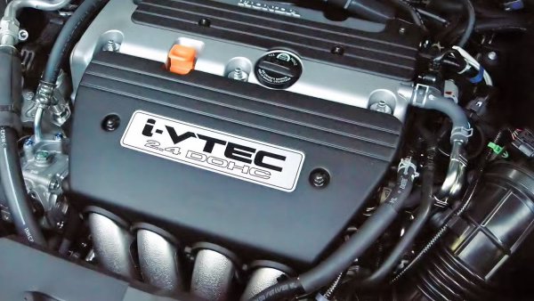 Легендарен двигател с мощност до 205 к.с., инсталиран в Accord, CR-V и Acura TSX. Пример за ресурс е Honda CR-V от 2007, който измина 1 000 000 мили, без да се налагат каквито и да повреди по задвижващия агрегат.