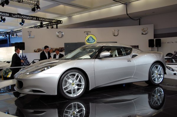 Автосалон Лос Анджелис 2008 / Lotus Evora  