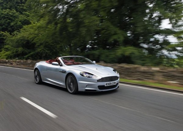 Aston Martin DBS Volante