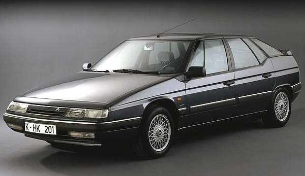 Допреди появата на С6 ХМ беше последният голям Citroen. В периода 1989 - 2000 от конвейра слизат около 330 000 екземпляра от модела ХМ. 