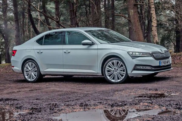 Skoda Superb (2015-настояще) - 1.5 TSI 150 SE (на снимката)  

BMW 3-Series (2019-настояще) - 330e M Sport 

Audi A8 (2017-настояще) - A8 50 TDI 