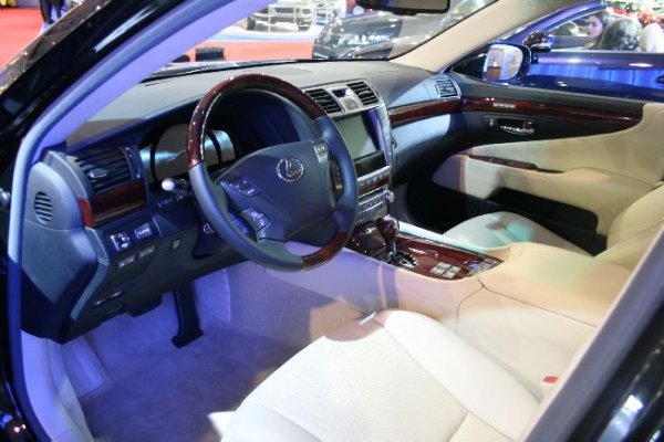 Автосалон София 2011
