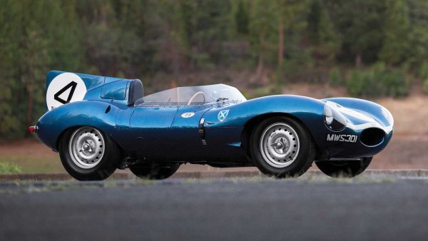 Най-скъпият Jaguar на света е този D-Type, който побеждава в "24 часа на Льо Ман" през 1956 година с отбора Ecurie Ecosse. Моделът, освен тази, има още две победи в легендарната надпревара.

Това е единственият оцелял шампионски Jaguar, като разполага с 6-цилиндров двигател с 252 к.с. и фамозния аеродинамичен спойлер, позволяващ му да развие максимална скорост от 280 км/ч.

Невероятните 19,2 милиона евро, дадени за него на тръг през 2016 година, го доближават до най-расовите екземпляри  Ferrari и Alga Romeo, предлагани по аукционите.