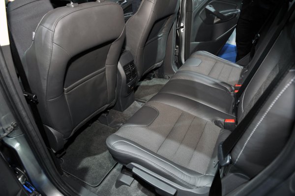 Лос Анджелис 2011 - Ford Kuga / Escape