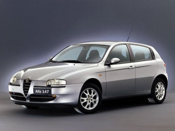 Alfa Romeo 147 от 2000 г.