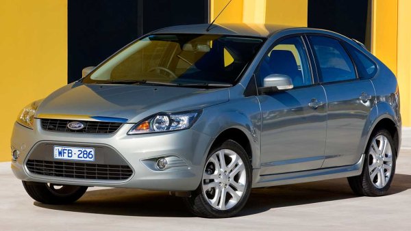 Първата генерация на Focus известно време бе сред най-популярните коли втора ръка в България, но след това постепенно търсенето - а и предлагането - взеха да намаляват. 
