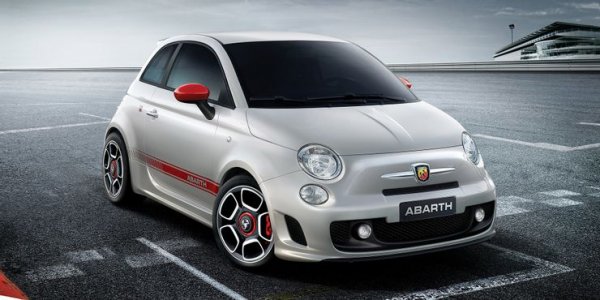 Fiat 500 Abarth е една от най-забавните малки коли, произведени през последните 20-ина години. Благодарение на енергичния си двигател и ретро-стил, комбинирани със сприхав характер по време на движение, малкият автомобил се оказва доста желан, но всичко това не може да компенсира ужасяващата надеждност и лошото качество на изработка.