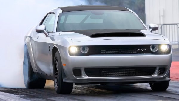 Двигател - 6,2-литров V8 с компресор

Власт - 1025 к.с. (на E85)

Задвижване - задно (RWD)

Ускорение от 0 до 100 км/ч - 1,66 секунди