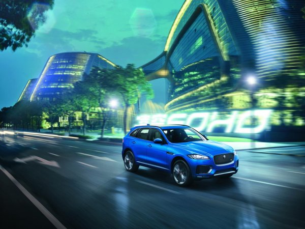 Jaguar F-PACE