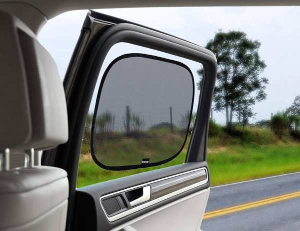 На пръв поглед това са най-обикновени сенници, които да опазят пътниците от ярките слънчеви лъчи и горещината. За разлика от другите модели обаче тези се закрепят със статично електричество и не се нуждаят от вакуумни смукала - тоест не оставят досадни кръгли петна по прозорците. 
Струват около 25 лева