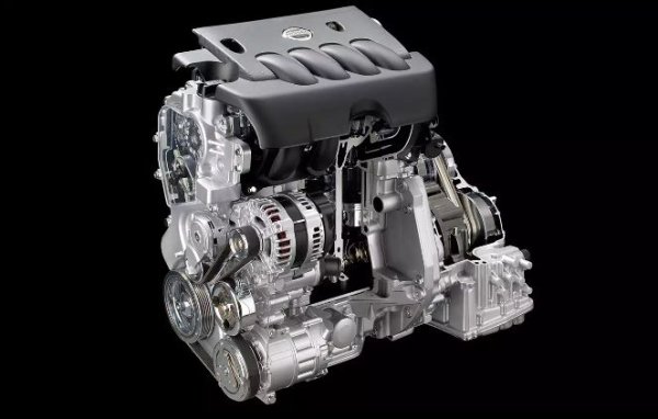 Базовият 2,0-литров двигател MR20DD (на снимката) има ресурс от около 250 хил. км. С придобиването на система за директно впръскване, той стана по-взискателен към горивото и започна да страда от натрупването на сажди върху всмукателните клапани. Замърсяването на дюзите и дросела, което често се случва след 80-100 хиляди км, води до неравномерна скорост на празен ход. 

Ангренажната верига трябва да се сменя 120-150 хиляди км. В допълнение към характерния шум, разтягането на веригата се доказва от намаляване на мощността. В задвижването на клапана не са предвидени хидравлични компенсатори. При увеличен разход на масло след 150 хил. км обикновено са виновни втвърдените уплътнения на стеблото на клапаните, а по-късно и буталните пръстени, които са загубили подвижността си поради отлагания. 