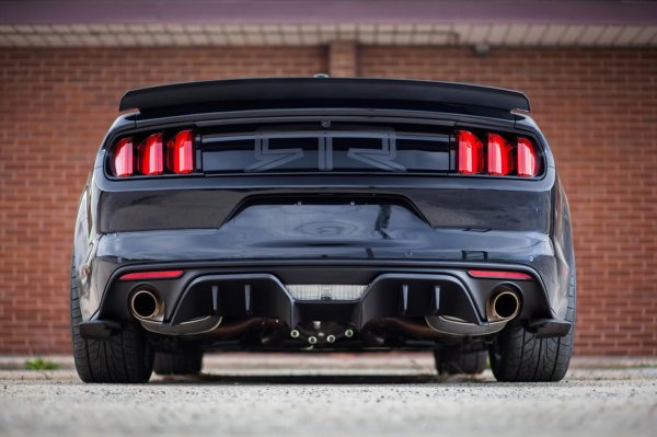 Ford Mustang RTR 