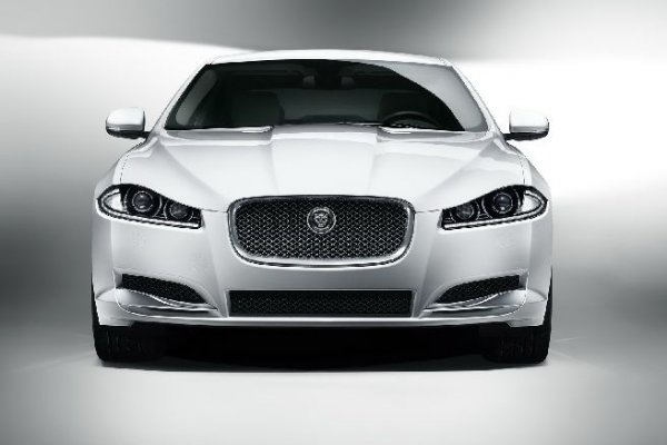 Jaguar XF 2012