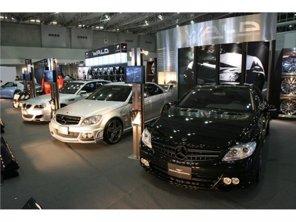 Mercedes CL Black Bison Edition от WALD / Токио 2009