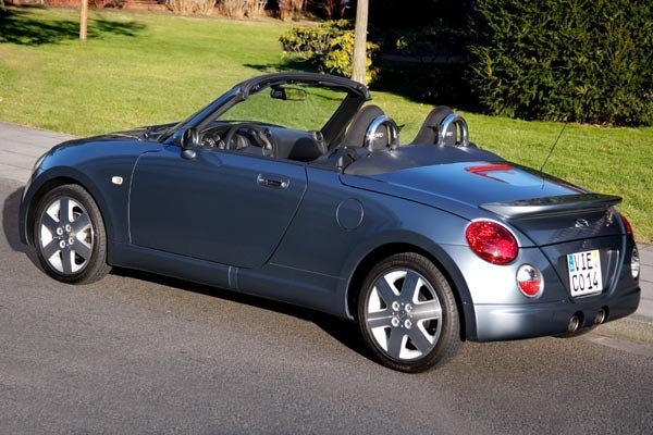 Daihatsu Copen, бензин 1.3 литра 87 к.с., цена около 17 600 евро