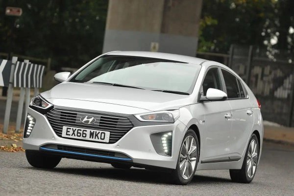 Рейтинг на надеждност - 80.1%

Най-чести неизправности: 12-волтова батерия - 29%, EV батерия - 18%, немоторно електричество - 12%

Средна цена на ремонта: 89% безплатно, 11% - от 101 до 200 лири

Време извън пътя: 70% повече от седмица, 30% - от ден до седмица
