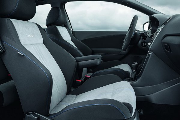 Шосейната версия на Volkswagen Polo R WRC