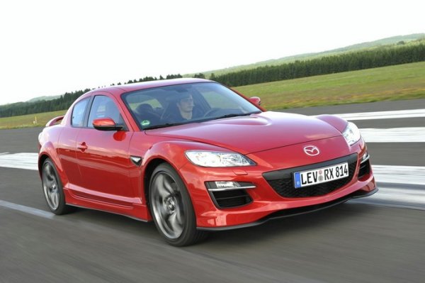 Обновената Mazda RX-8
