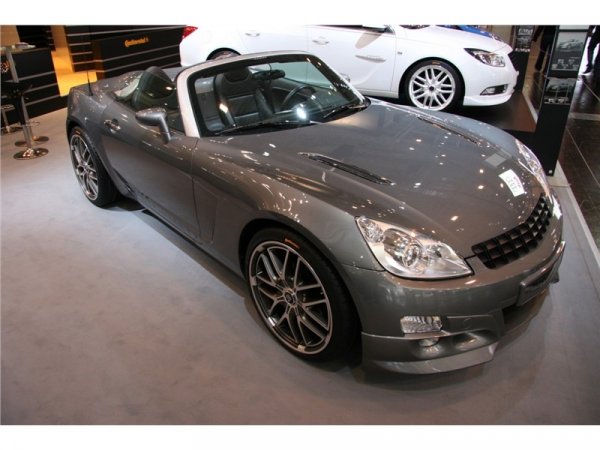 Opel GT с оптичен тунинг от Steinmetz 