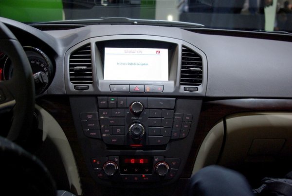 Opel Insignia Sports Tourer / Автомобилен салон Париж 2008