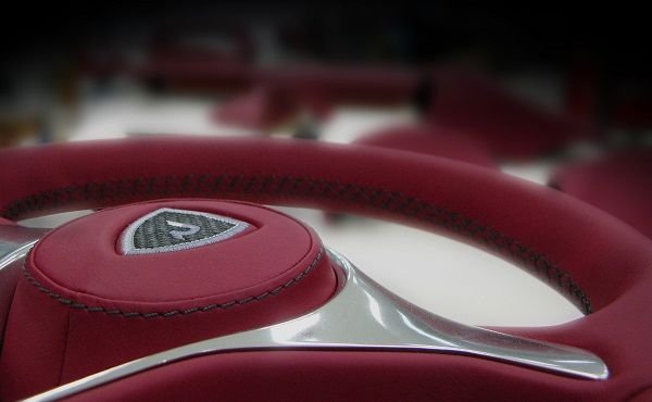 Франкфурт 2011 - Concept One - електрически суперавтомобил на хърватската компания Rimac, чийто интериор е изработен от българското тунинг ателие Вилнер. 