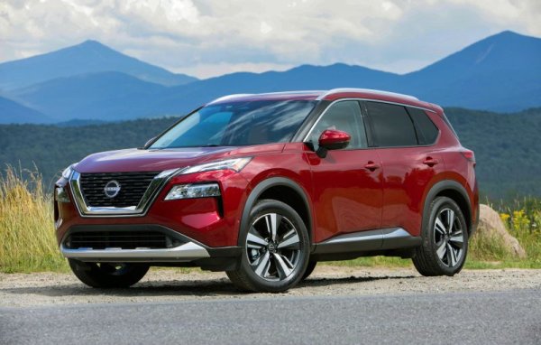 Свободното пропадане, започнало с вътрешния заговор срещу бившия шеф Карлос Гон, най-после изглежда овладяно. Годишният отчет за фискалната 2023, която приключи на 31 март, още не е публикуван, но последните прогнози сочат 29% ръст в приходите. Нетната печалба намалява с 28%, но това е резултат на някои еднократни разходи. Най-големите пазари на Nissan са Северна Америка (1.06 млн. автомобила) и Китай (1.045 млн.), далеч назад са Япония (0.47 млн.) и Европа (0.315 млн.).

Приходи: 73.618 млрд. евро
Нетна печалба: 1.051 млрд. евро
Печалба на акция: 0.27 евро
Продажби: 3.4 милиона автомобила