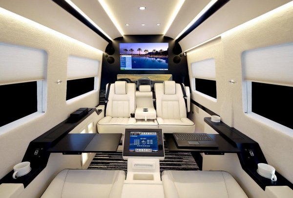 Becker JetVan - Mercedes-Benz Sprinter от Becker Automotive Design