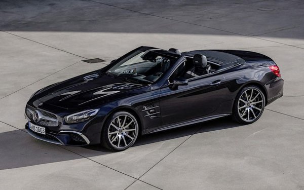 Следващите генерации на SL имали среден жизнен цикъл от над десетилетие. Поколение 6 е представено през 2011 и е първото с алуминиево купе. Версията SL 65 AMG с нейния 6-литров V12 с 630 к.с. е е най-мощната в досегашната история на модела. Сега, на път е 7-ото поколение, което ще е позиционирано като по-спортно и ориентирано към водача от предходното.