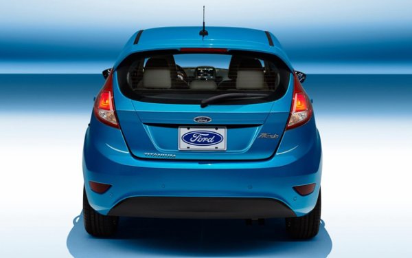 Докато двигателите се характеризират с голям ресурс, то що се отнася до окачването, то нещата не стоят точно така. Щанги, биалетки лагери и шарнири се нуждаят от смяна в интервала 100 000 - 150 000 километра, като това зависи от стила на каране и най-вече от състоянието на пътната мрежа, а последното както знаем, съвсем не е добро у нас. Кормилното управление обаче не дразни с чести повреди,  а най-простата спирачна система със задни барабанни спирачки също не представлява проблем и е дори за препоръчване.