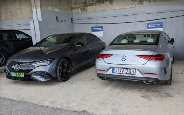 Mercedes-Benz EQE &ndash; Люис Хамилтън

Mercedes-Benz CLS &ndash; Джордж Ръсел