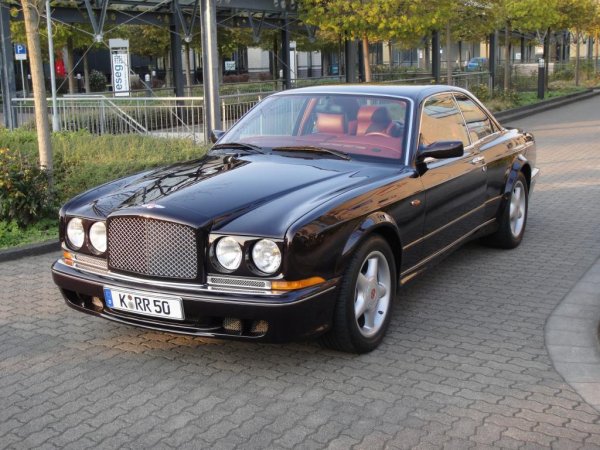 Bentley Continental T, закупено от Майк Тайсън през 1997 година